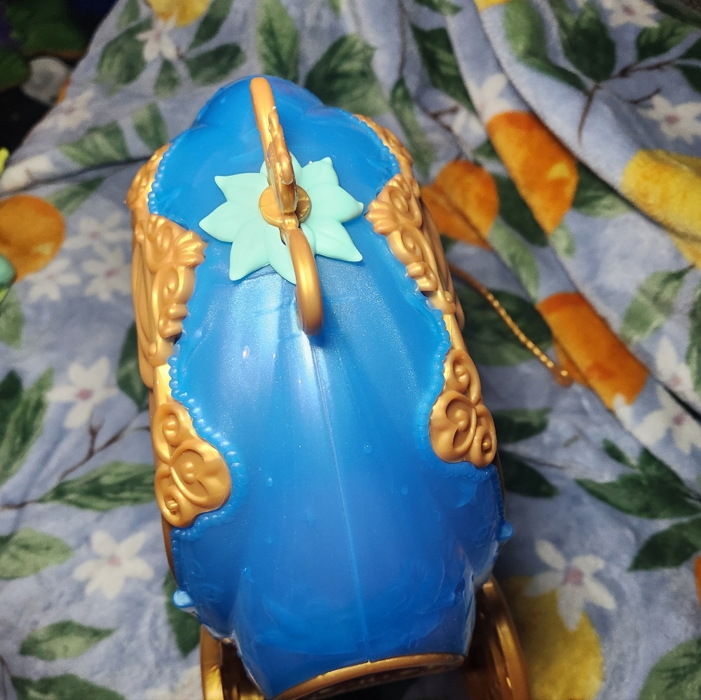 Mattel Disney Cinderella Blue and Gold Carriage - Picture 9 of 9